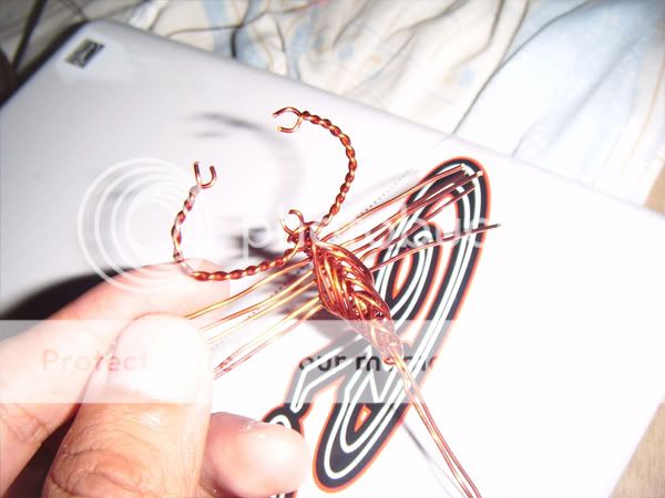 Explicacion de como crear un Alacran con Alambre de Cobre Explicacion de como crear un Alacran con Alambre de Cobre